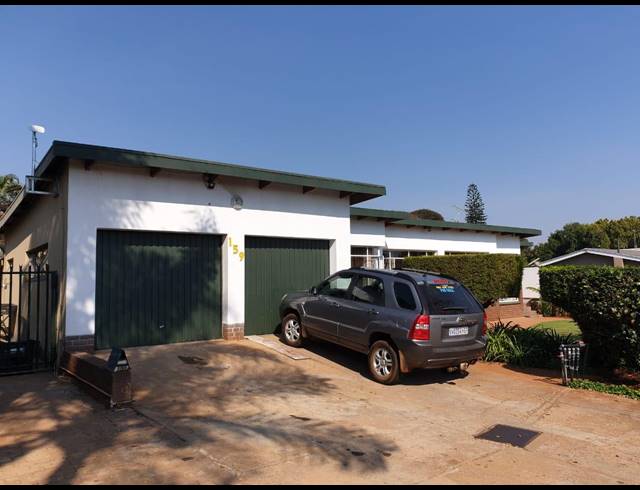 3 BEDROOM HOUSE SOLD IN SINOVILLE